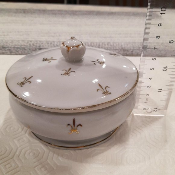 Nasco Stoneware VTG White Trinket Dish Gold Gilt Fleur de Lis Japan - Picture 3 of 13